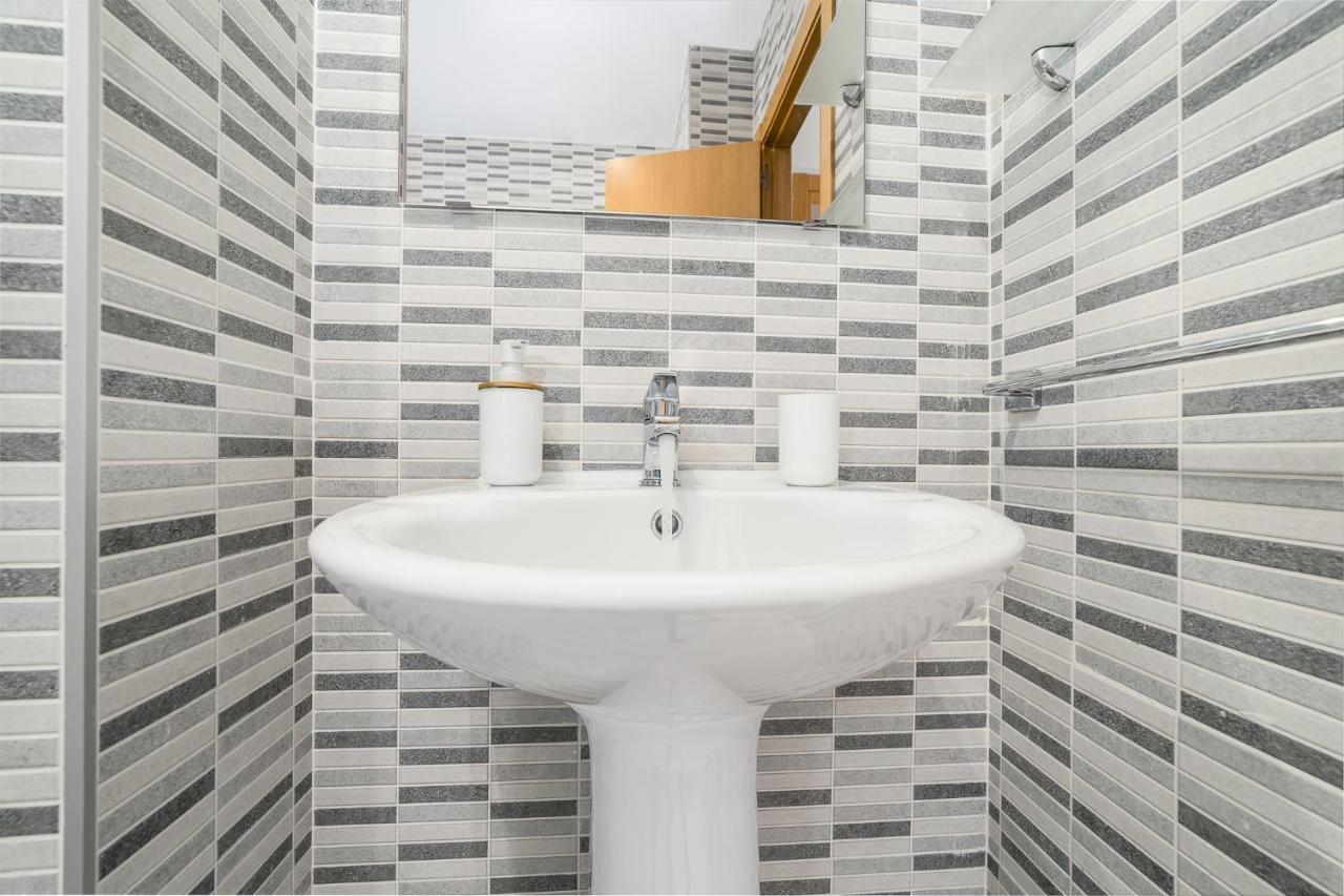 Malaga Suite Picasso With Swimming Pool And Parking In The Center! Ngoại thất bức ảnh