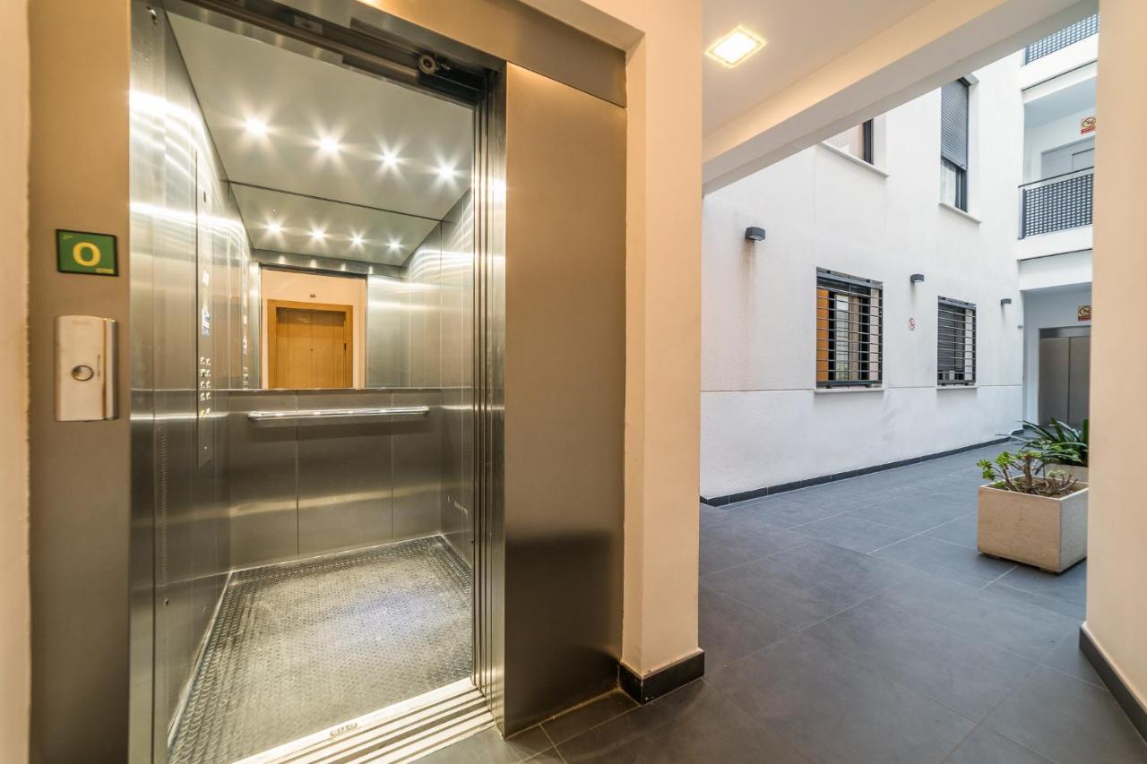 Malaga Suite Picasso With Swimming Pool And Parking In The Center! Ngoại thất bức ảnh